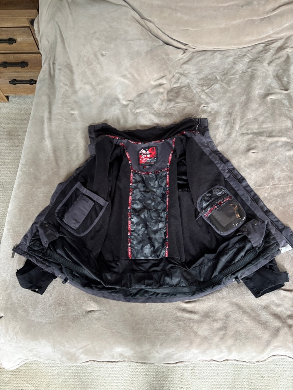 Men's Black Ski & Snowboard Jacket - Insulated Performance